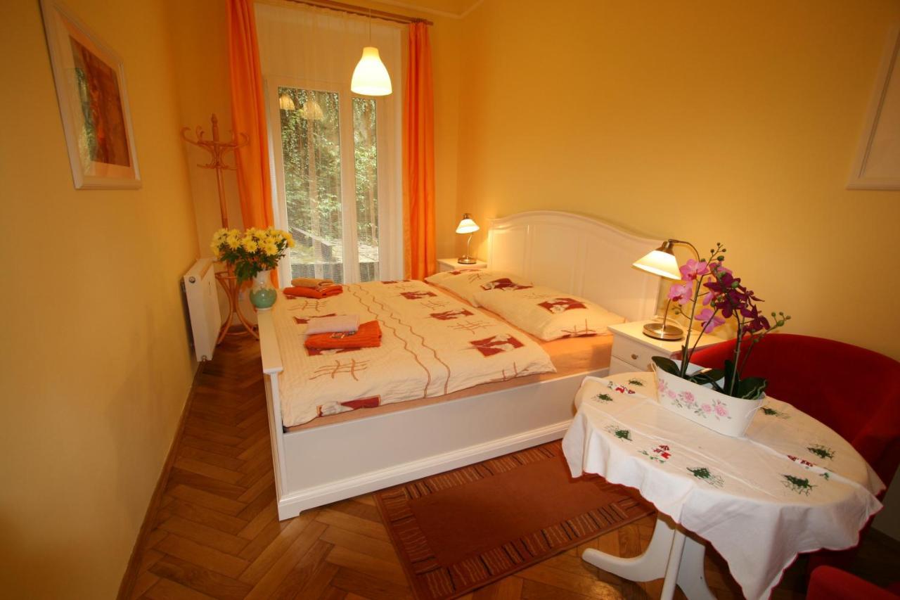 Apartment No. 12 Trziste 29 Карлові Вари Екстер'єр фото